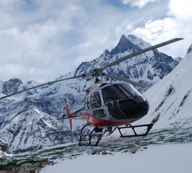 Lungden to Kathmandu Helicopter Flight